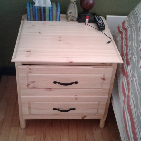 Table de chevet